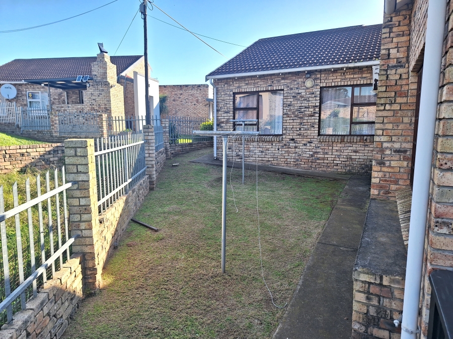 3 Bedroom Property for Sale in Strelitzia Park Eastern Cape